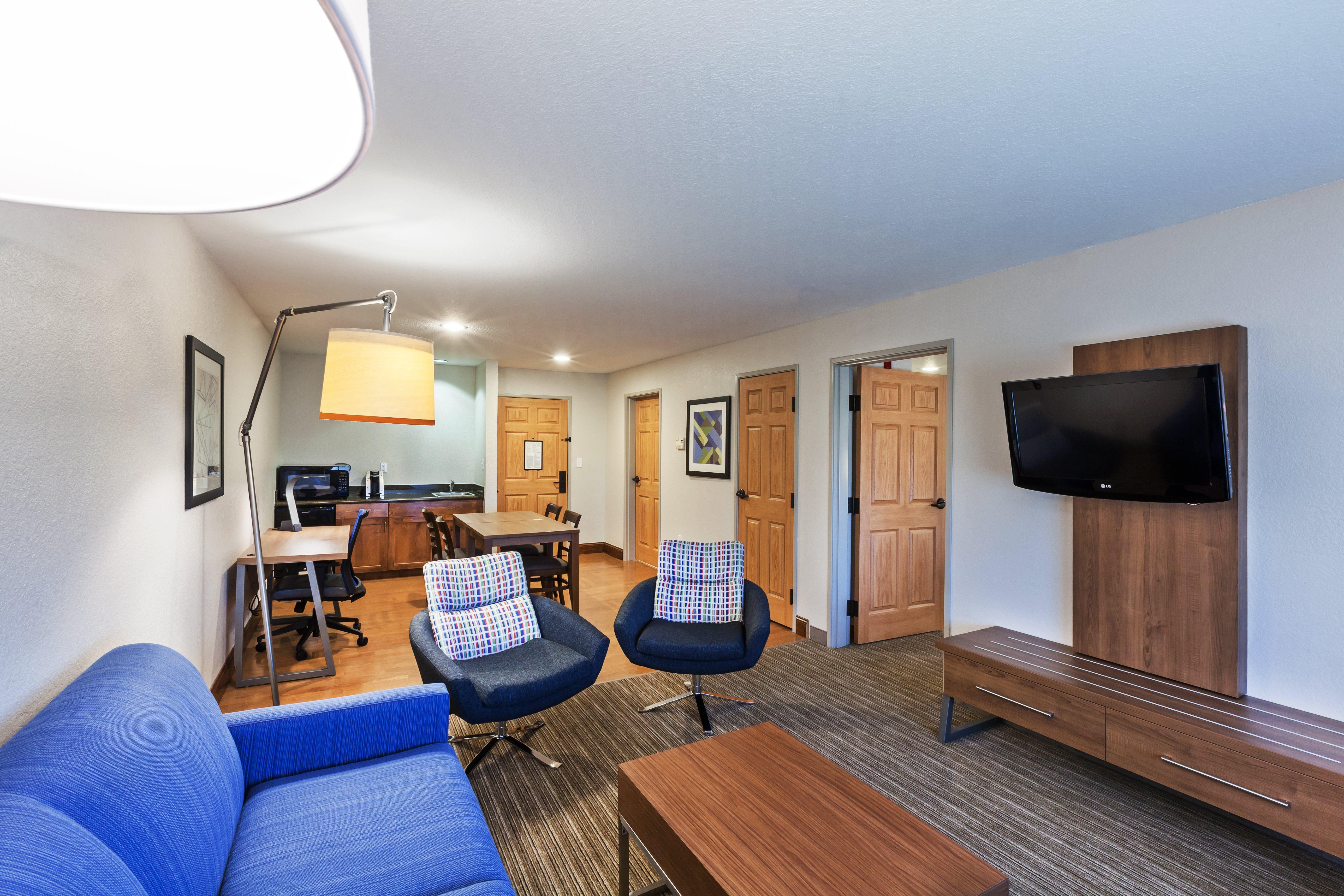 Holiday Inn Express & Suites Tulsa S Broken Arrow Hwy 51 By Ihg Ngoại thất bức ảnh