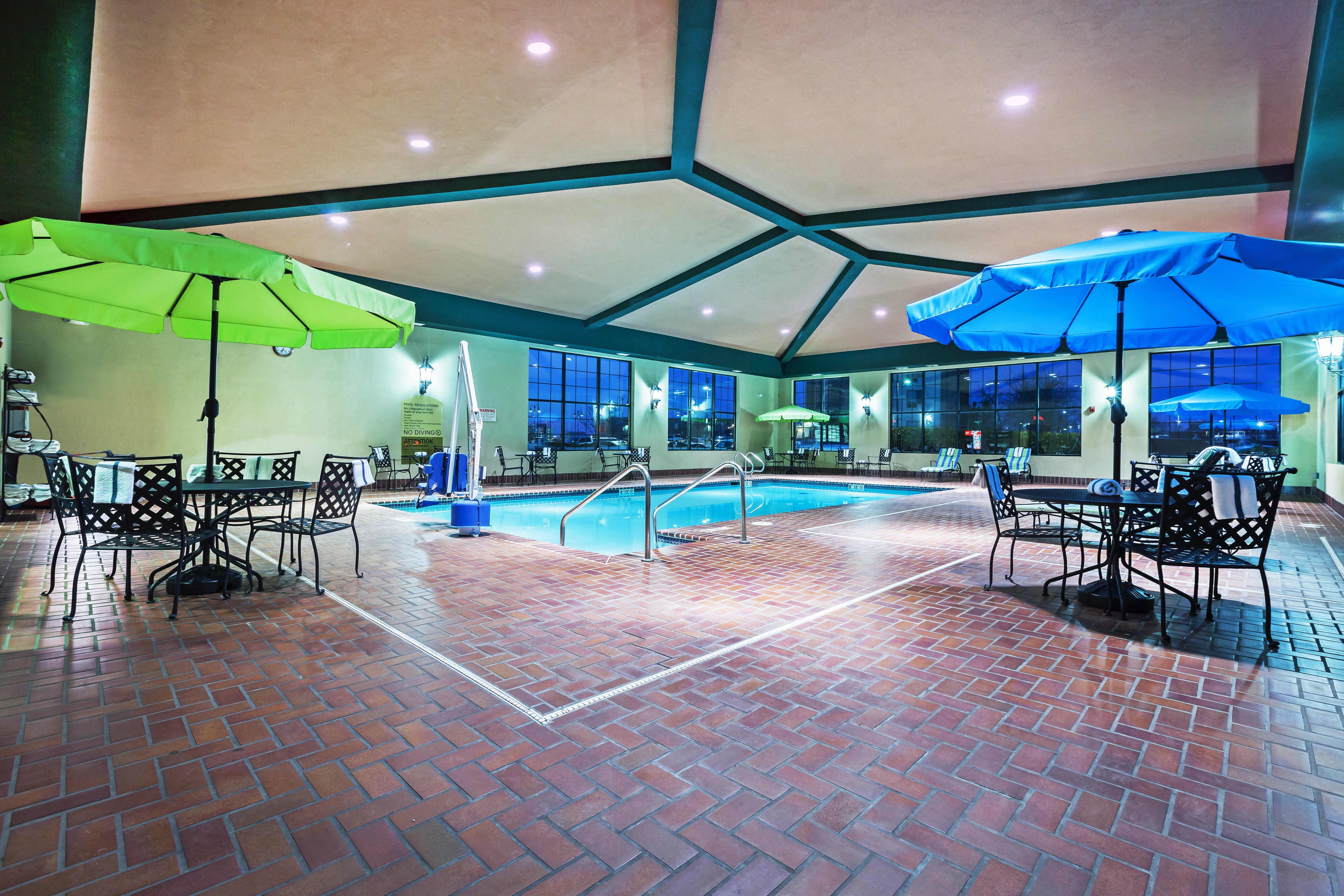 Holiday Inn Express & Suites Tulsa S Broken Arrow Hwy 51 By Ihg Ngoại thất bức ảnh