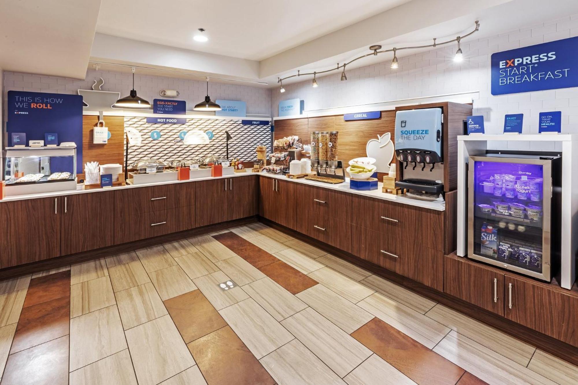 Holiday Inn Express & Suites Tulsa S Broken Arrow Hwy 51 By Ihg Ngoại thất bức ảnh