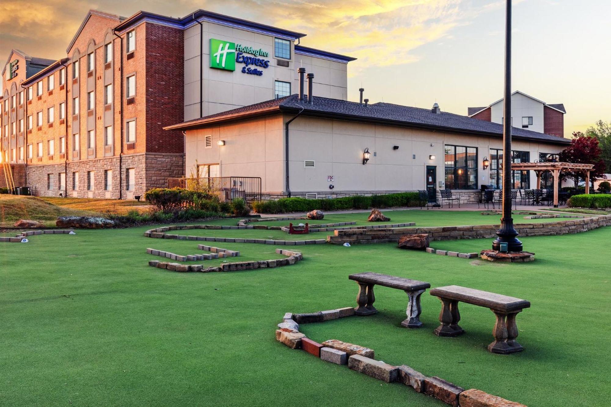 Holiday Inn Express & Suites Tulsa S Broken Arrow Hwy 51 By Ihg Ngoại thất bức ảnh