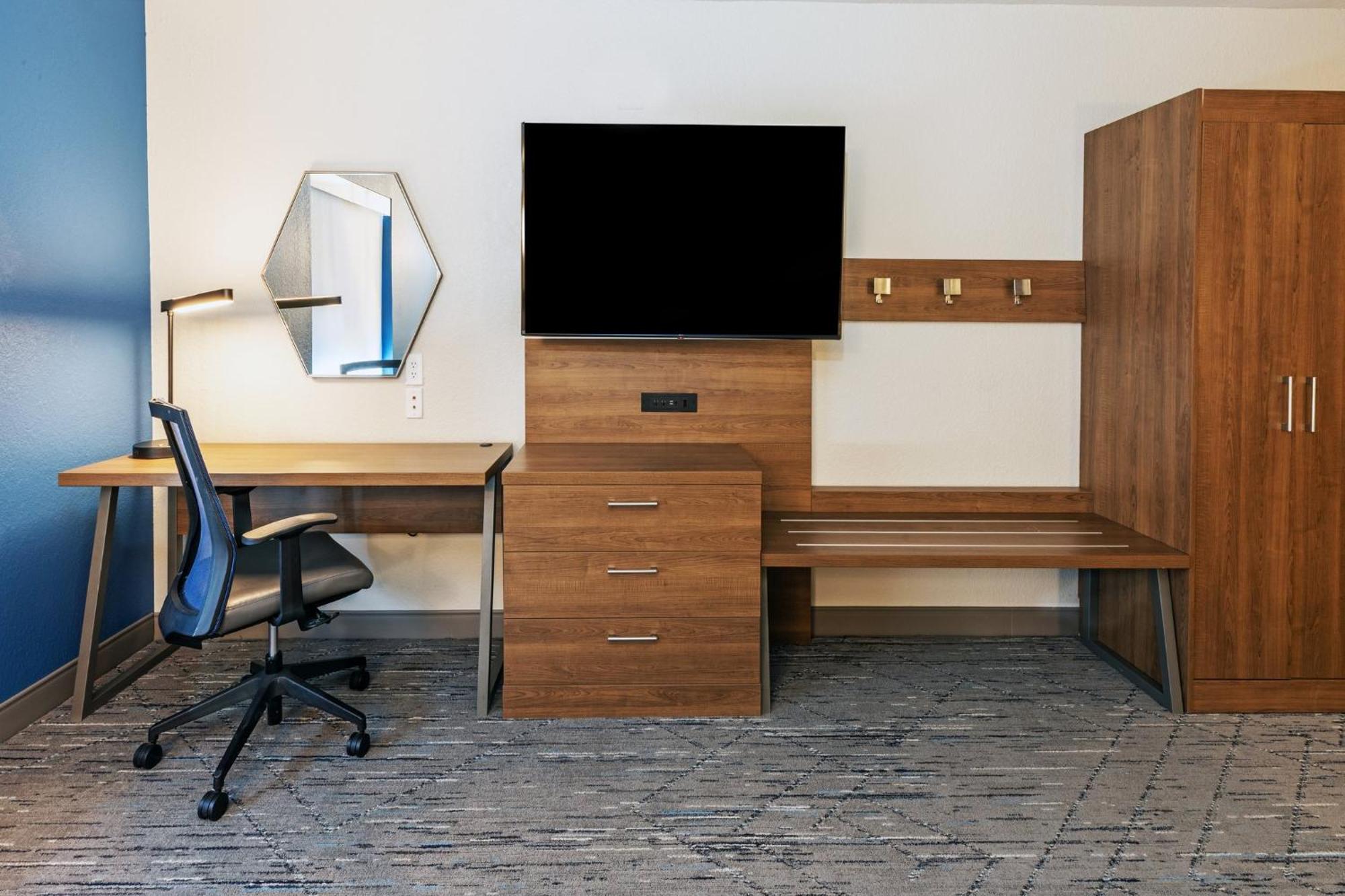 Holiday Inn Express & Suites Tulsa S Broken Arrow Hwy 51 By Ihg Ngoại thất bức ảnh