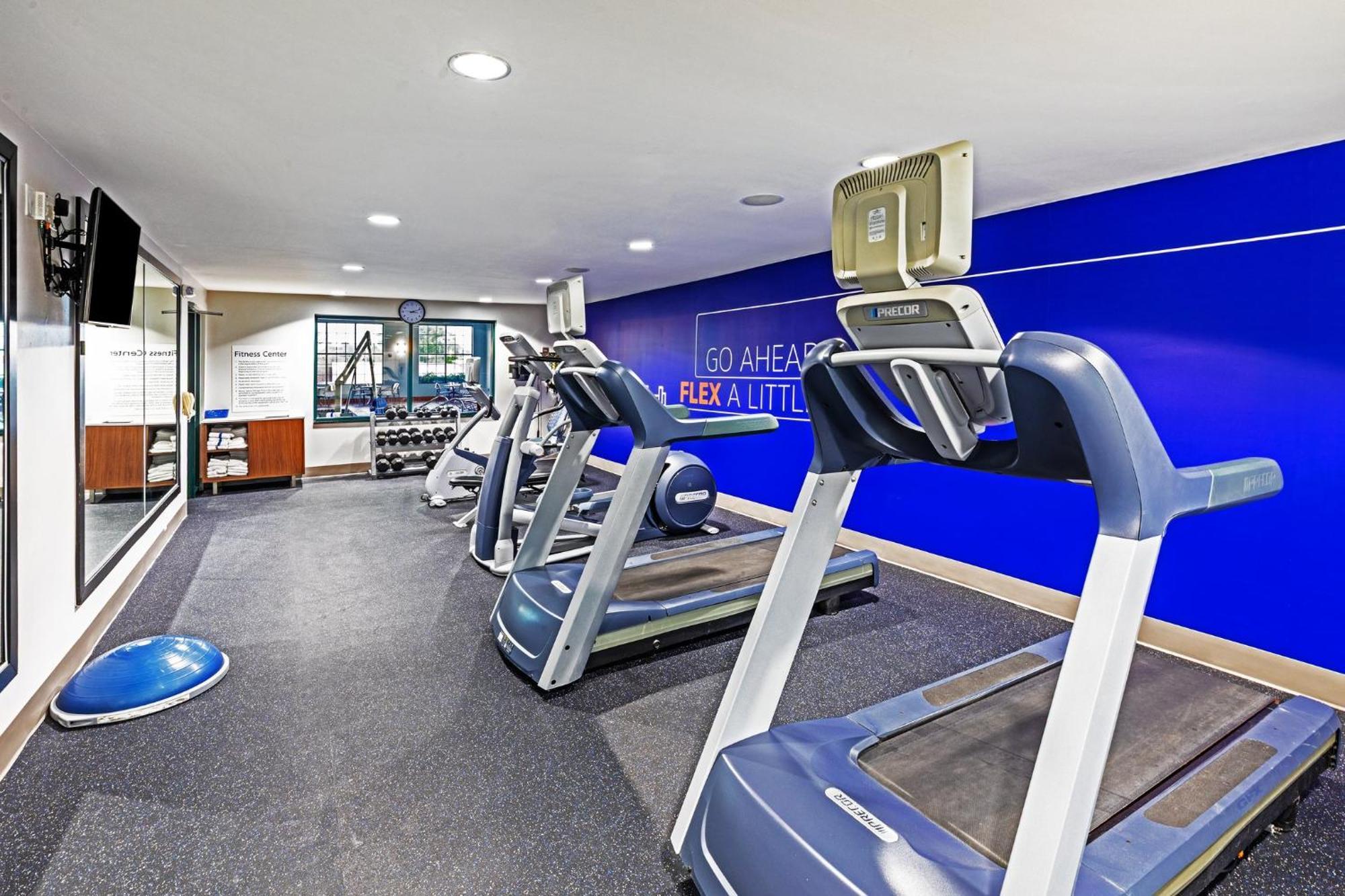 Holiday Inn Express & Suites Tulsa S Broken Arrow Hwy 51 By Ihg Ngoại thất bức ảnh