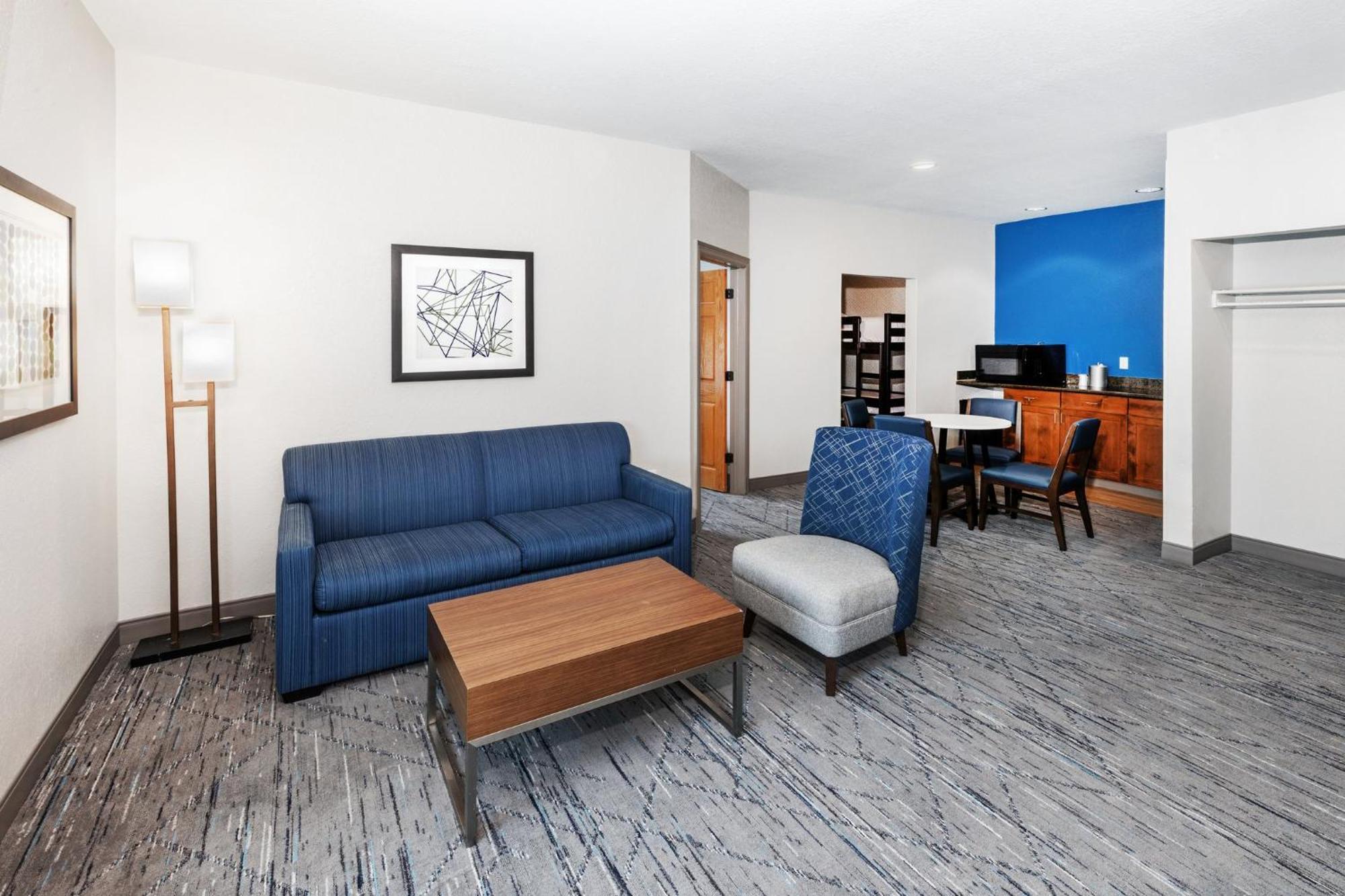 Holiday Inn Express & Suites Tulsa S Broken Arrow Hwy 51 By Ihg Ngoại thất bức ảnh