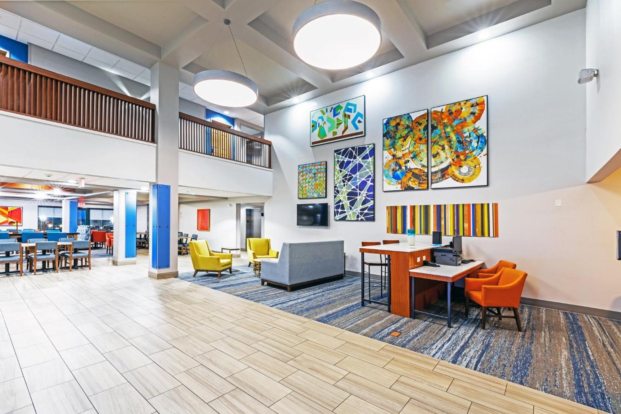 Holiday Inn Express & Suites Tulsa S Broken Arrow Hwy 51 By Ihg Ngoại thất bức ảnh
